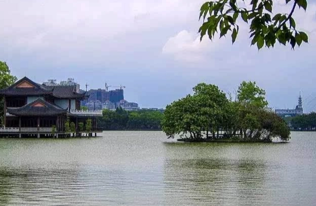 西湖公園攻略 西湖公園攻略