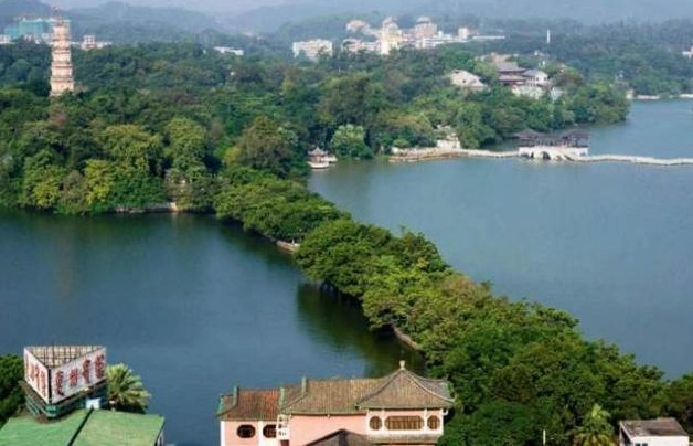 西湖公園攻略 西湖公園攻略