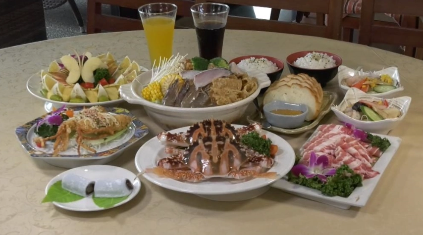 金山泡湯吃飯推薦｜湯屋餐廳一次滿足，附一日遊行程規劃