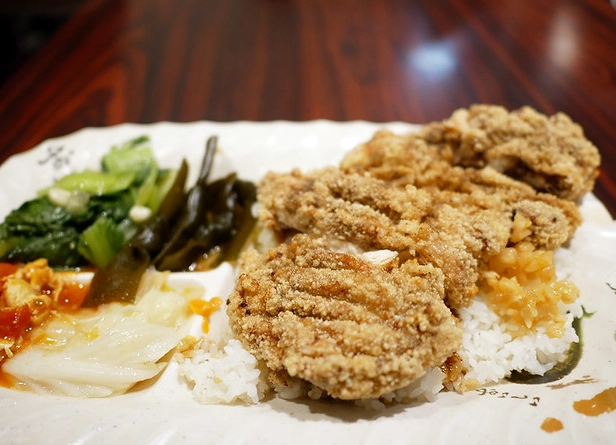 東區平價美食 東區平價美食
