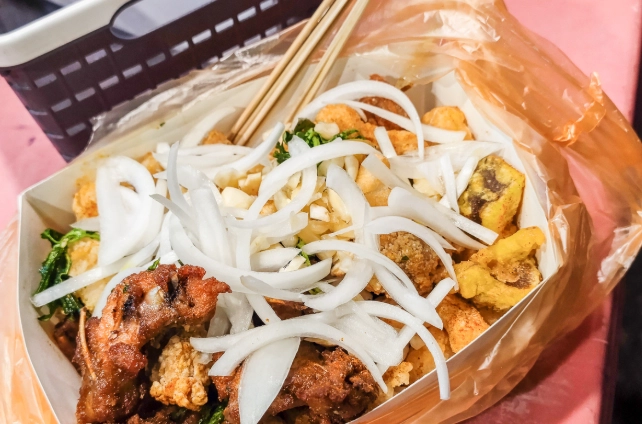 新竹城隍廟美食地圖｜在地人帶路，10間必吃老店與隱藏版小吃全攻略