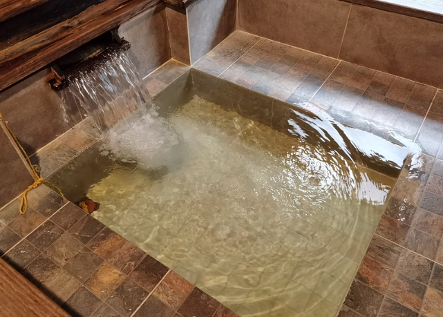 萬里 泡湯 休息3小時 萬里 泡湯 休息3小時