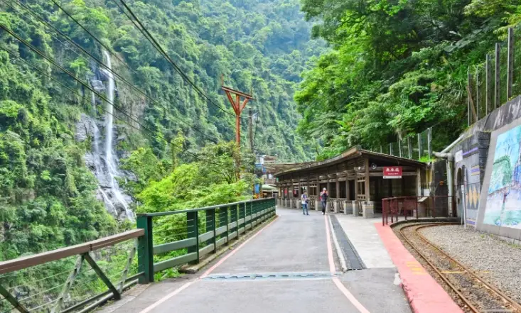 谷關景點全攻略：溫泉、步道、美食一次收錄，規劃完美山林之旅