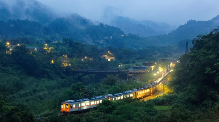 阿里山三天兩夜不開車：完整交通住宿景點懶人包