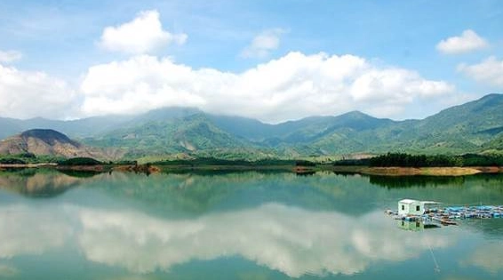 大湖旅遊行程 大湖旅遊行程