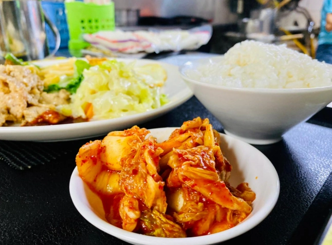 西湖市場美食 西湖市場美食