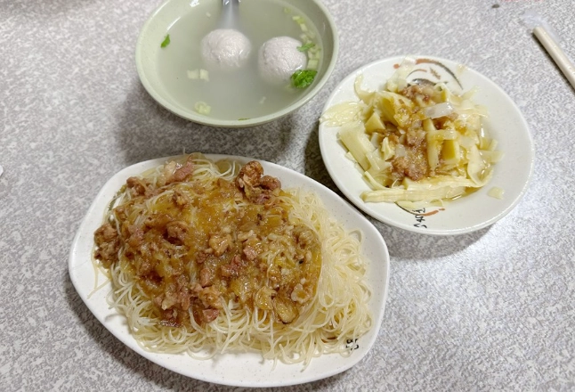 中壢宵夜地圖：在地人帶路！深夜食堂、熱炒、滷味全攻略