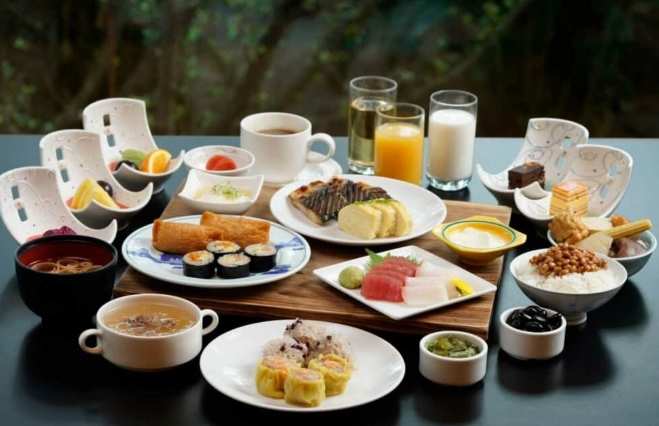 日本一泊二食住宿精選攻略：溫泉旅館、懷石料理與高CP值推薦