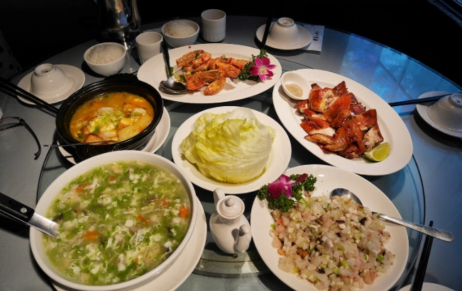 台北圓山站聚餐 台北圓山站聚餐