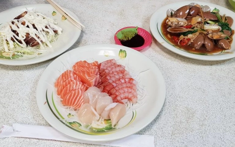 正濱漁港美食 正濱漁港美食