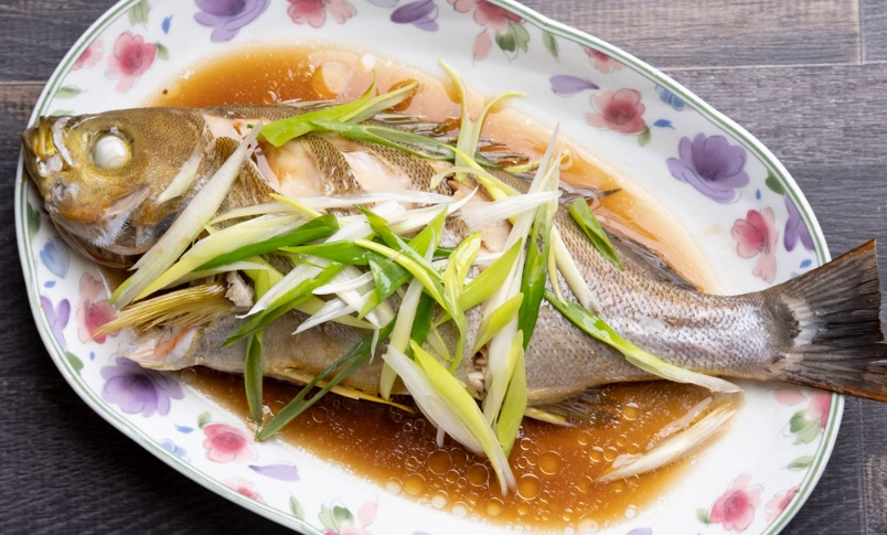 電鍋蒸魚時間全攻略：不同魚種、厚度與熟度判斷一次看懂