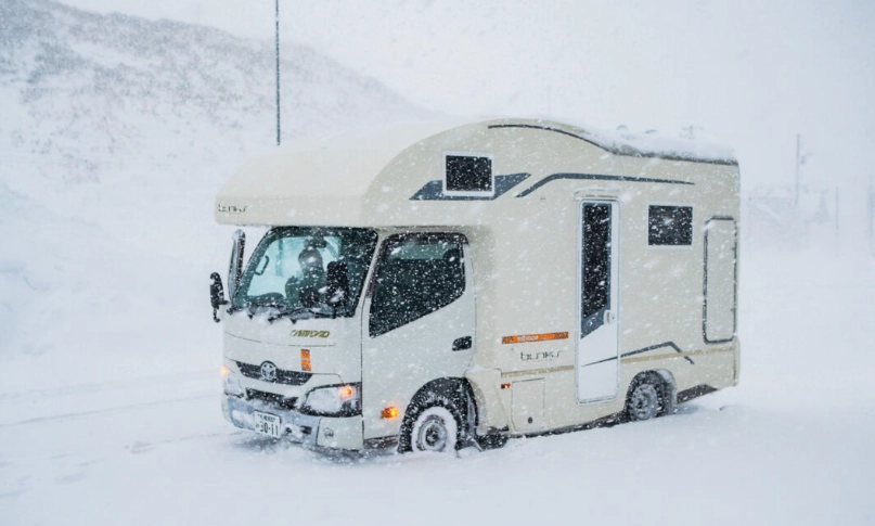 北海道冬天露營全攻略：雪地裝備、營地推薦與安全指南