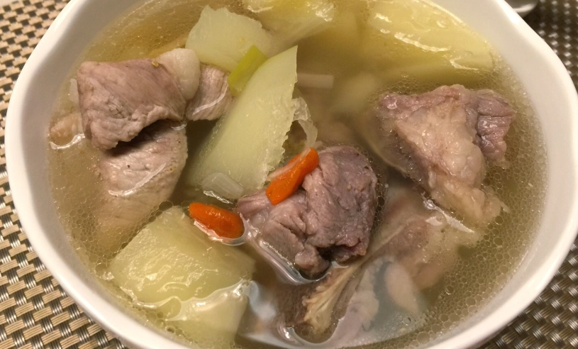 青木瓜排骨湯電鍋做法：十年主婦的私房秘訣與常見問題全解析