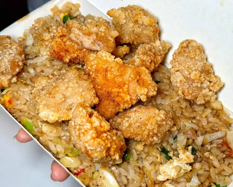 蒜酥炒炸雞 蒜酥炒炸雞