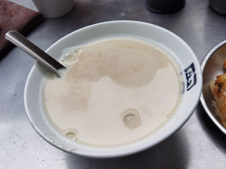 圓山站早餐推薦：在地人帶路，從傳統豆漿到隱藏版飯糰