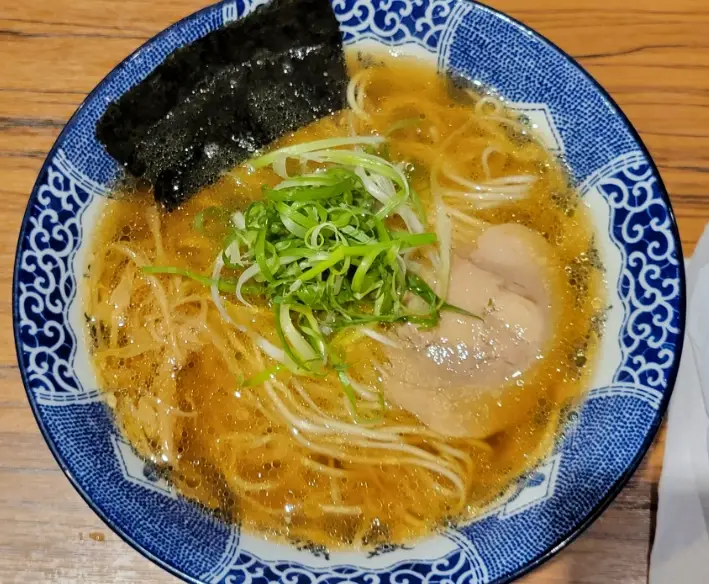 醬油湯麵的靈魂在湯底？內行人才懂的湯頭關鍵與店家推薦