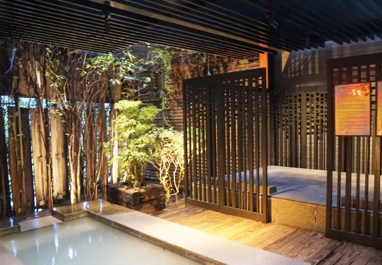 陽明山溫泉湯屋