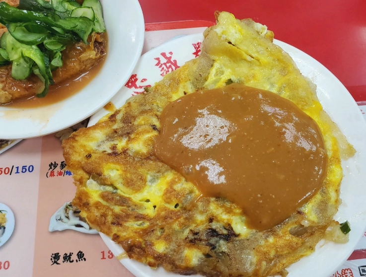 士林夜市必吃評分最高美食：在地人私藏攤位真實體驗