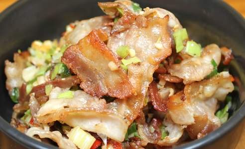 三層肉料理 三層肉料理