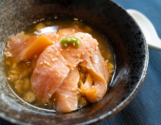 鱒魚料理