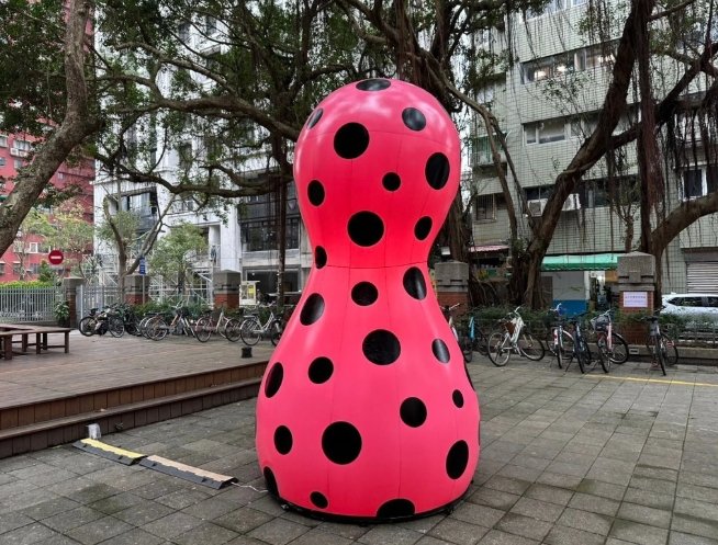 草間彌生藝術風格 草間彌生藝術風格
