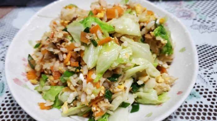 高丽菜炒饭素食 高丽菜炒饭素食