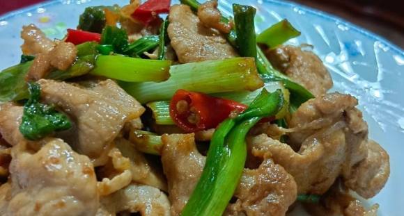 蔥爆豬肉片食譜