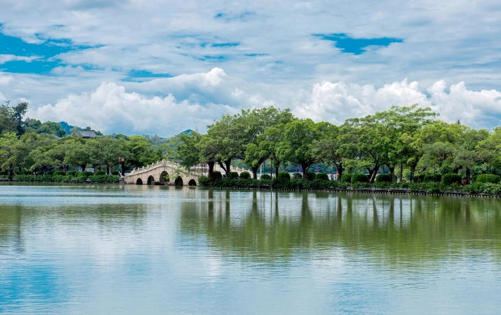 西湖旅遊攻略