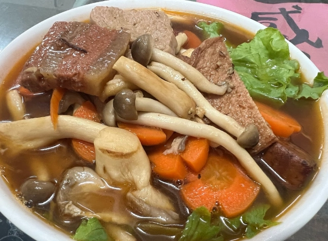 歸仁素食餐廳 歸仁素食餐廳