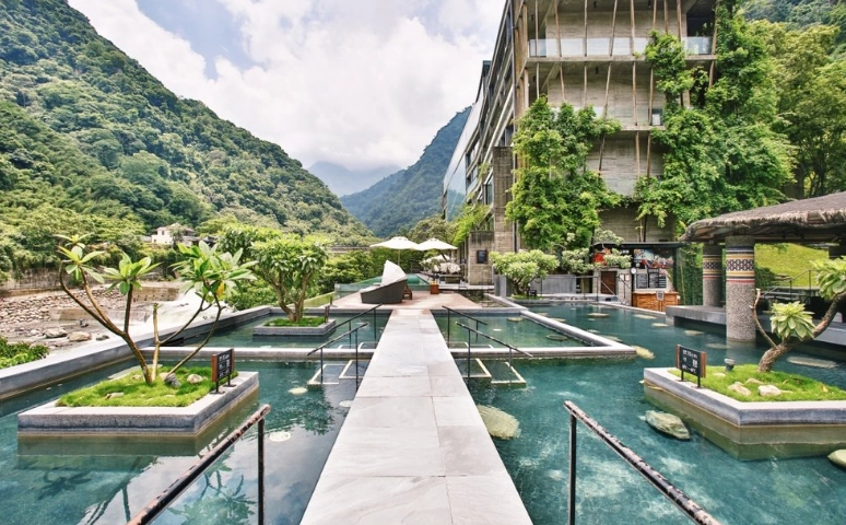 泰安溫泉純泡湯 泰安溫泉純泡湯