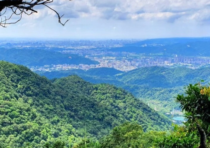 白雞山登山難度 白雞山登山難度