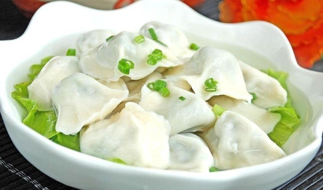 十个饺子热量