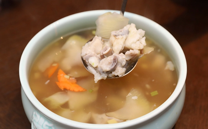 狗蒜頭雞湯食譜 狗蒜頭雞湯食譜