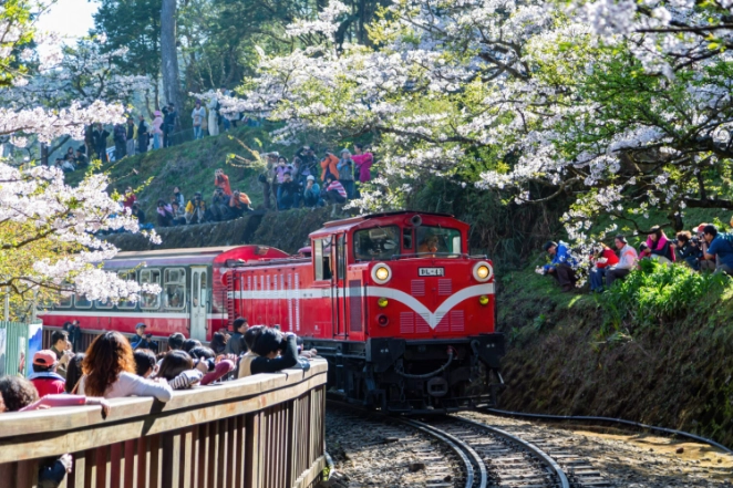 中部火車景點 中部火車景點