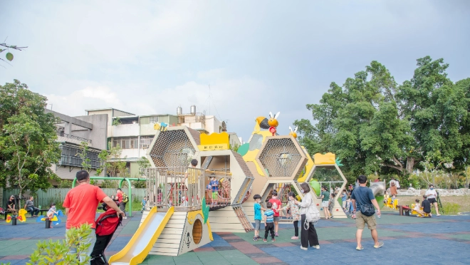 屏東遛小孩 屏東遛小孩